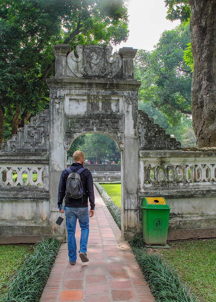 wanering around temple of literature